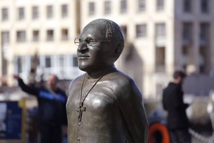 For Desmond Tutu